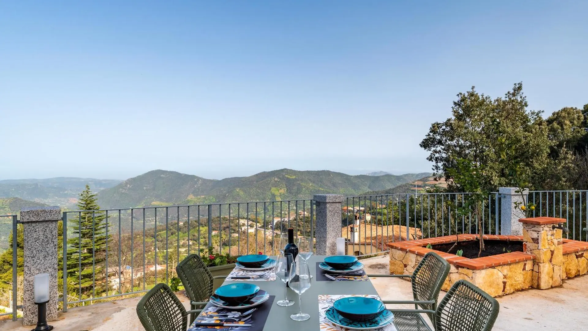 Villa Jerzu S'Essia De Su Santu 1